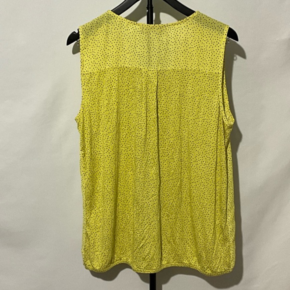 LOFT Yellow Polka Dot Sleeveless V-Neck Blouse - Size Large - Picture 5 of 8